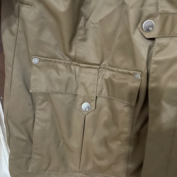 Unisex Burton jacket size large. - Picture 12 of 13